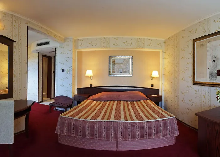 Capitol Hotell Varna