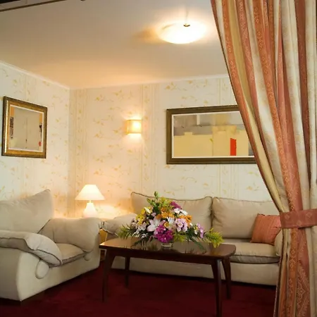 Capitol 4* Varna