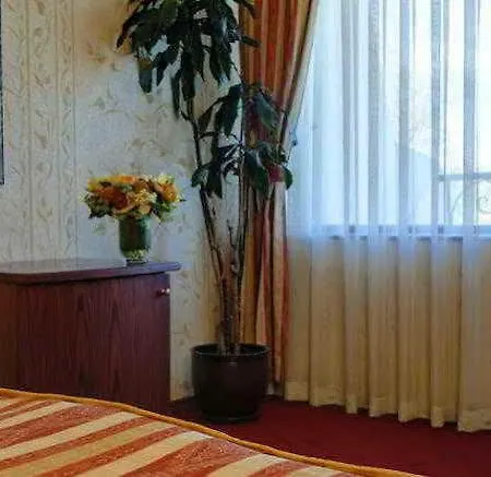 Hotel Capitol